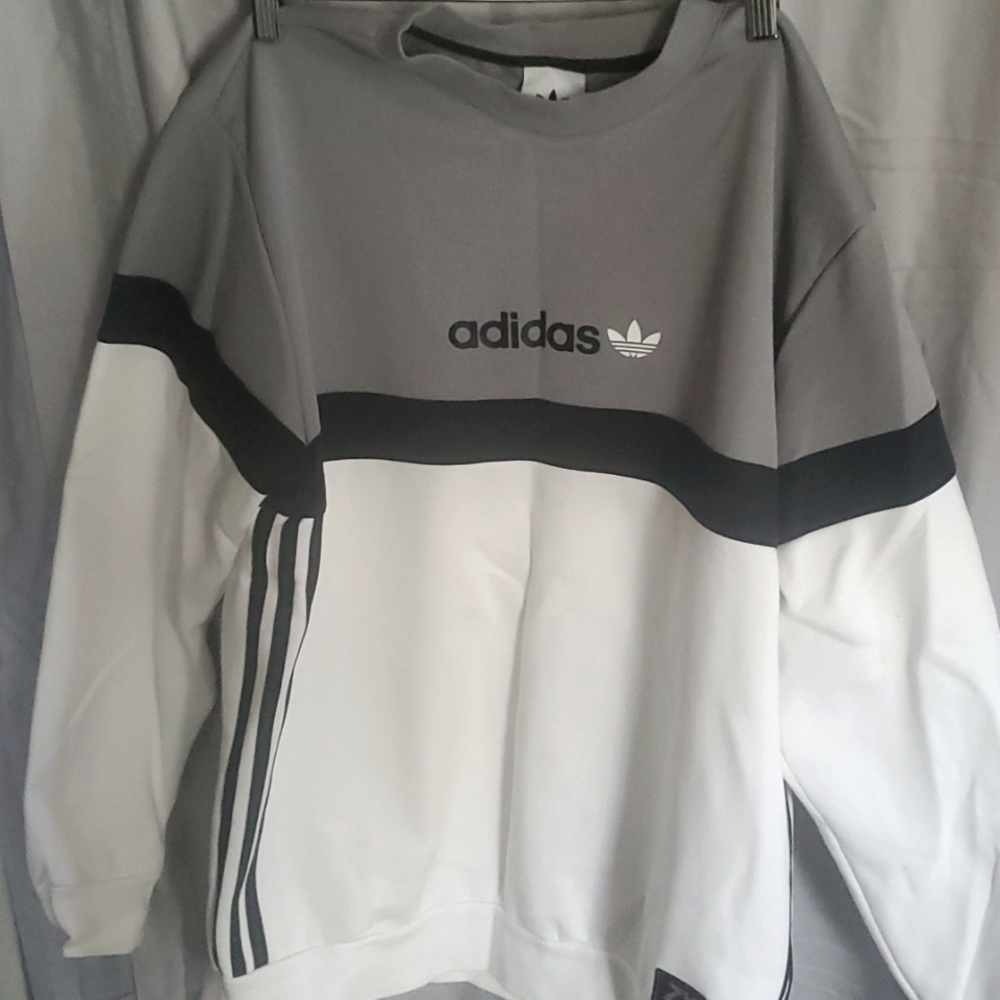 Adidas Sweat shirt